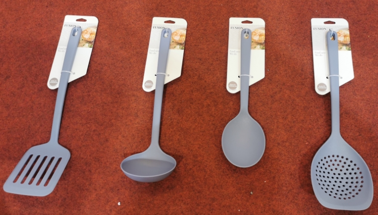 4pcs nylon kitchen utensils with tie-card packing