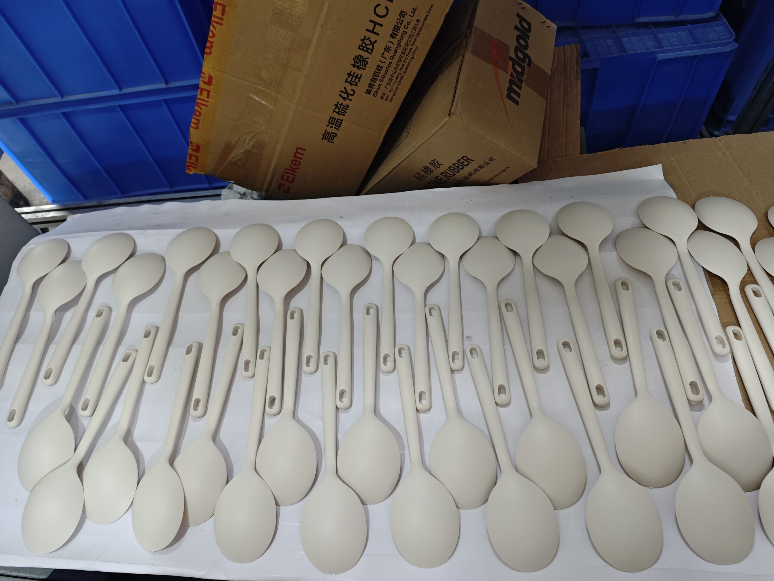 plastic spoon rest on the table